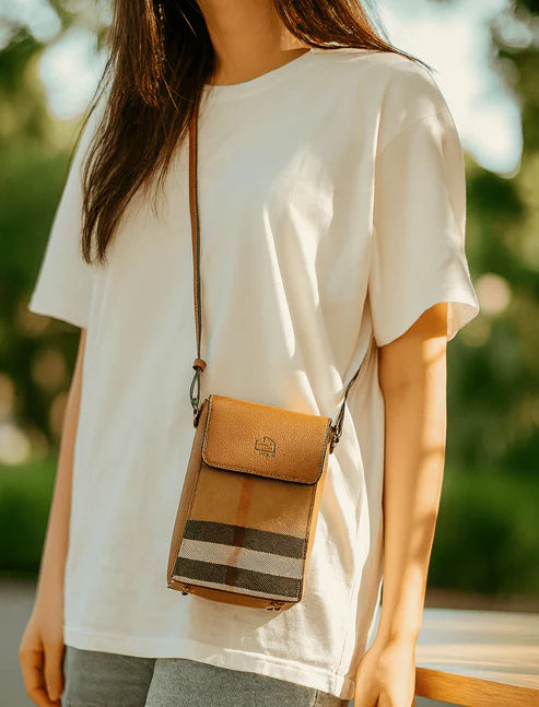 Crossbody Checkered Mini Bag – Stylish Compact Sling Bag